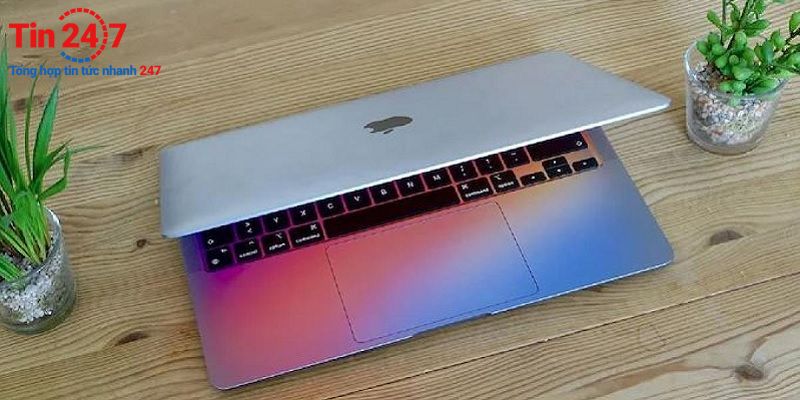 MacBook giá rẻ chưa từng có trong lịch sử của Apple